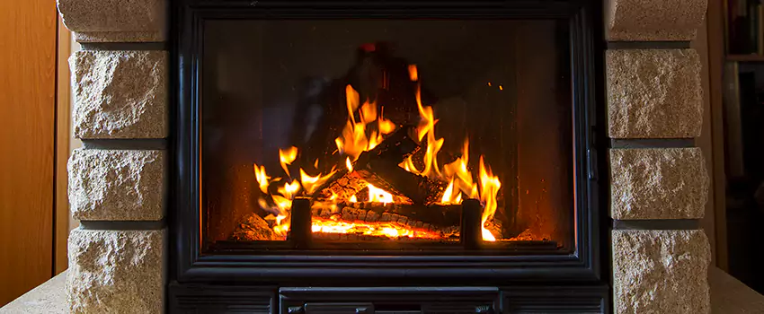 Fireplace Design Ideas in Green Briar, ON
